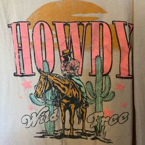 Howdy Graphic Tee
